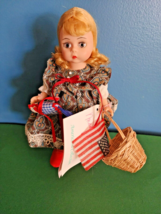 Vintage 1992 Madame Alexander Arriving in America Doll 326 - $24.87