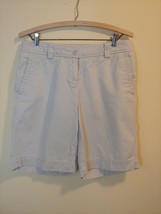 LL Bean Khaki Shorts Women&#39;s 100% Cotton Size 8 Reg. Waist 33&quot; Inseam 9&quot; - £9.12 GBP