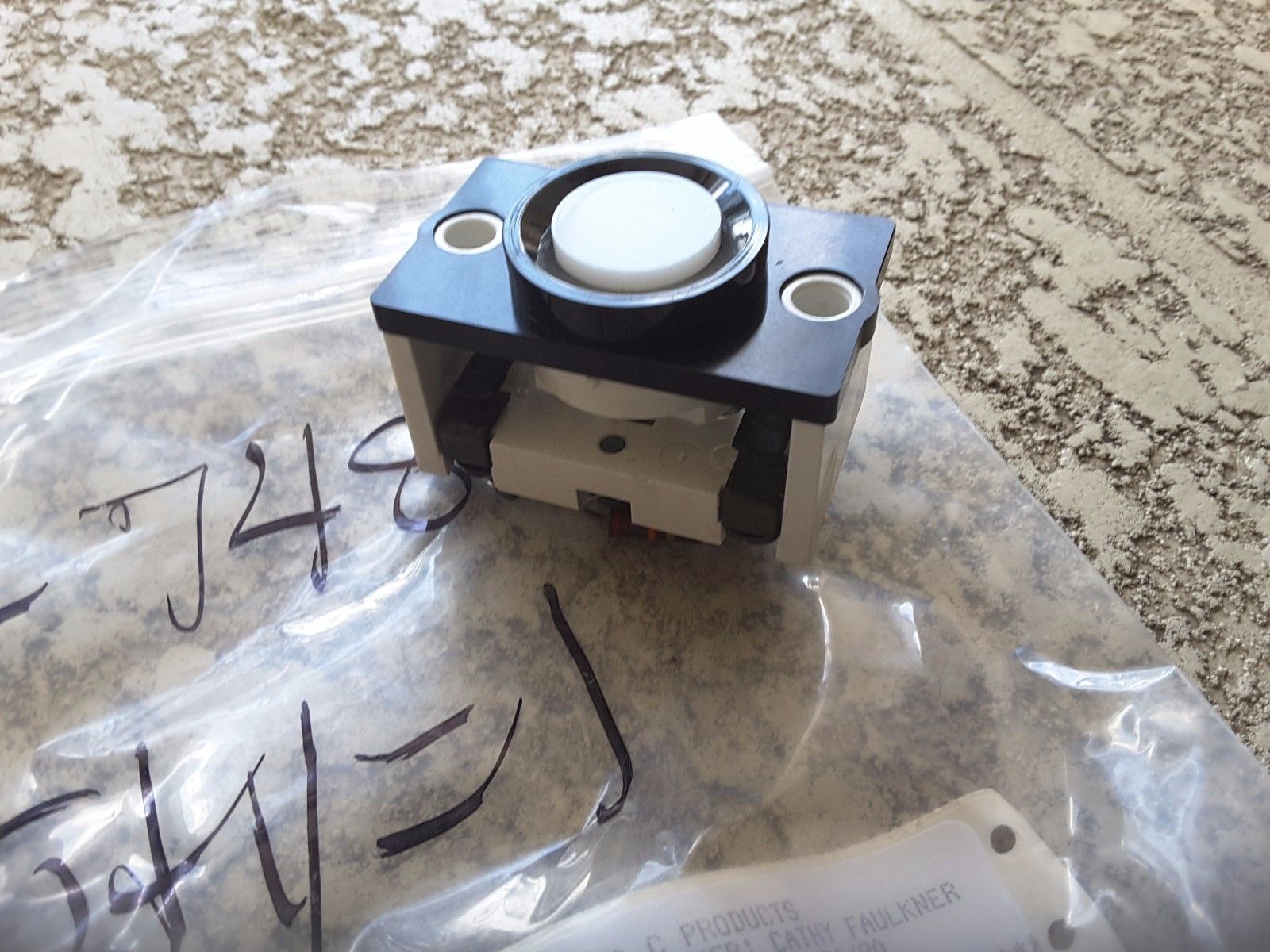 GAL RRB COIL ROUND PUSHBUTTON 220V SWITCH  RARE NEW NOS $99 - $98.01