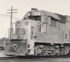 Louisville &amp; Nashville Railroad LN L&amp;N #4000 GP38 Electromotive Photo At... - £7.31 GBP