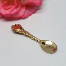 Vintage Unsigned Spoon Gold Tone Pin Brooch - $14.95