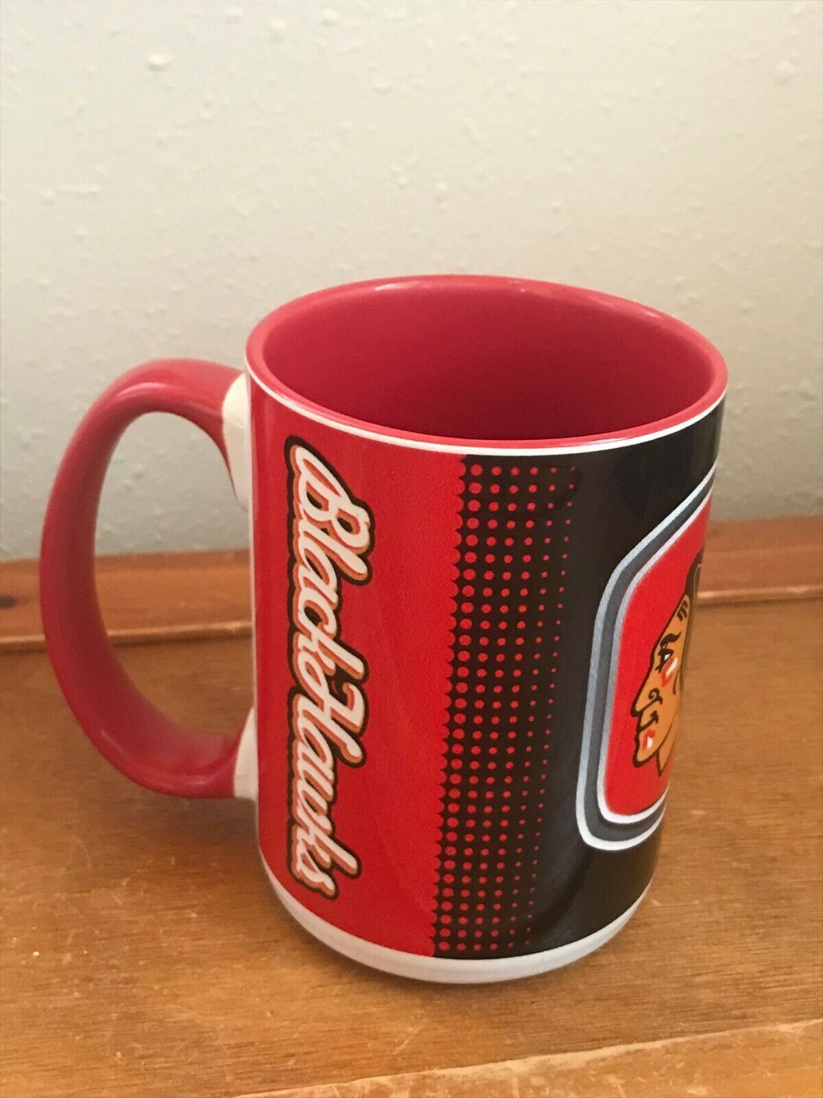 Gently Used Large Chicago BlackHawks Hockey Red Black & White Ceramic Coffee Cup - $13.99