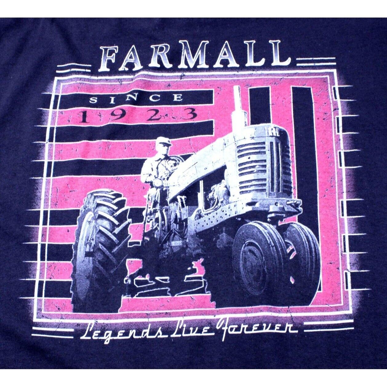Classic Tractors Farmall Since 1923 tee T Shirt XL Short Sleeve - $10.60