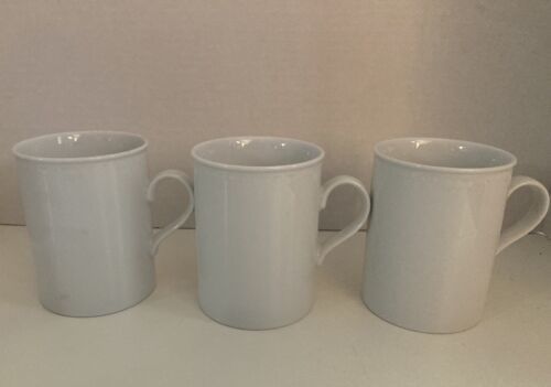 Primary image for 3 Crate & Barrel Staccato White Coffee Mugs Kathleen Wills Japan 3 7/8" Dotted