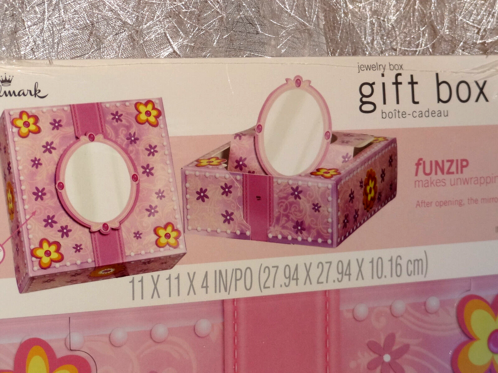 GIFT BOXES that look like JEWELRY OR MAKE UP BOXES - pink PRICE IS EACH (sew rm) - £3.17 GBP