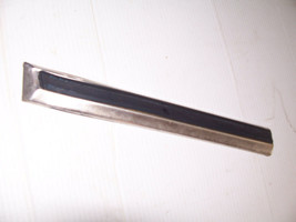 1979 Continental Towncar Left Front Fender Center Trim Molding Oem Used 1978 - £137.60 GBP