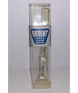NEW Vintage DIFRENT Toothbrush Tooth &amp; Gum Brush RARE Concept Brush 50s - £13.85 GBP