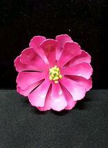 Vtg 1960s Mod Neon Enamel Hot Pink Flower Brooch Pin - $13.58