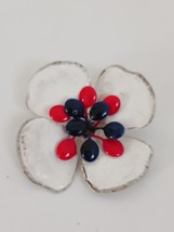 Vintage Metal Polymer Clay White Red Black Flower Brooch Pin 2&quot; - $202.06 MXN