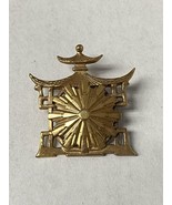 Vintage Gold Tone Pagoda Pin Brooch - €15,13 EUR
