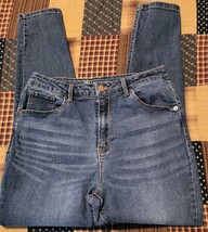 No Boundaries ~ Straight ~ Women&#39;s Size 17 ~ Five Pocket ~ Denim Blue Jeans - £17.55 GBP