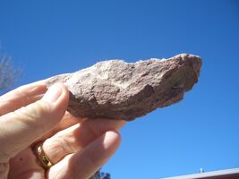 URANINITE (PITCHBLENDE)  ROCK  4.5 OZ;   36,900. CPM    $24.00 plus  $10... - $24.00