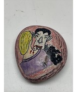 LARGE HAND PAINTED RIVER ROCK HALLOWEEN VAMPIRE STONE ART COLLECTIBLE KG - $278.18 MXN
