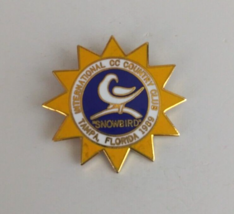 Vintage 1989 International CC Country Club Tampa Florida Snowbird Lapel Hat Pin - £4.96 GBP