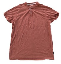 Kenneth Cole Reaction Salmon  V-Neck T-Shirt Men&#39;s Medium 95% Cotton - $11.88