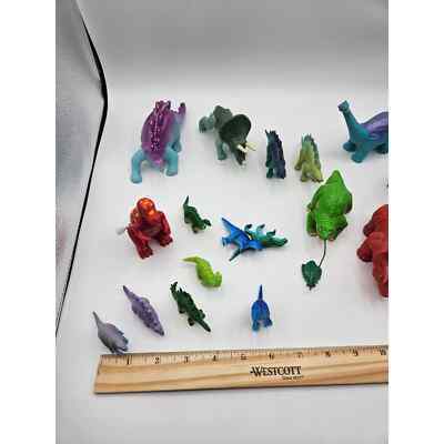Dinosaur Toy Figures Lot of 17 Mixed Small And Miniature Sizes Item image 6
