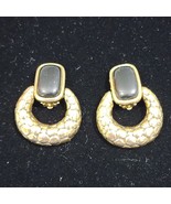 Vtg GIVENCHY Gold Toned Cobblestone &amp; Black Door Knocker Dangle Clip-On ... - $1,210.22 MXN