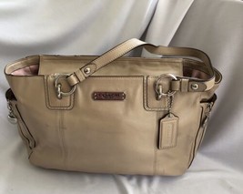 COA Coach Gallery pearlescent Leather Zip Tote Shoulder Bag Beige Putty ... - $39.67