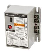 Honeywell R8184G4009 International Oil Burner Control - $260.52 CAD