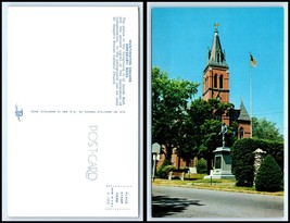MASSACHUSETTS Postcard - Amesbury, Huntington Square, St. Joseph&#39;s Church O18 - £3.10 GBP
