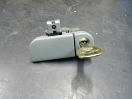1994 1995 1996 1997 HONDA ACCORD GLOVE BOX LOCK COLOR IS BLUE - €8,62 EUR