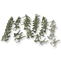 Vintage Lot of 35 Green + Gray 2-2.5” WWII Plastic Army Men - £9.60 GBP