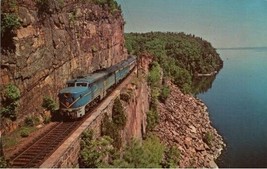 Delaware And Hudson Rail Laurentian Red Rock Along Willsboro Bay Jun 69 Postcard - £3.76 GBP