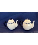 Vintage Miniature Porcelain Teapot Salt and Pepper Shakers Blue &amp; White - €8,46 EUR