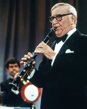 Benny Goodman 16x20 Poster classic playing clarinet - £15.97 GBP