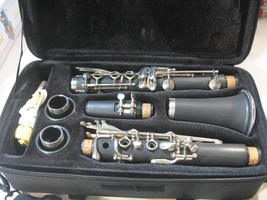 Jean Paul USA CL700 CM Bb Soprano Clarinet and Case - £133.36 GBP