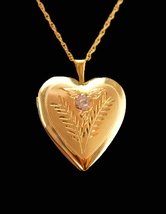 Vintage 14k Gold heart locket and Chain - sweetheart Locket Necklace - 1... - $310.00