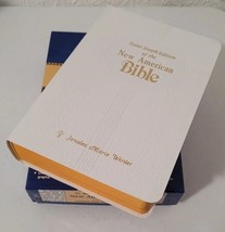 St. Joseph MEDIUM New American Bible Illustrated Catholic 609 White MINT w/ BOX - £12.00 GBP