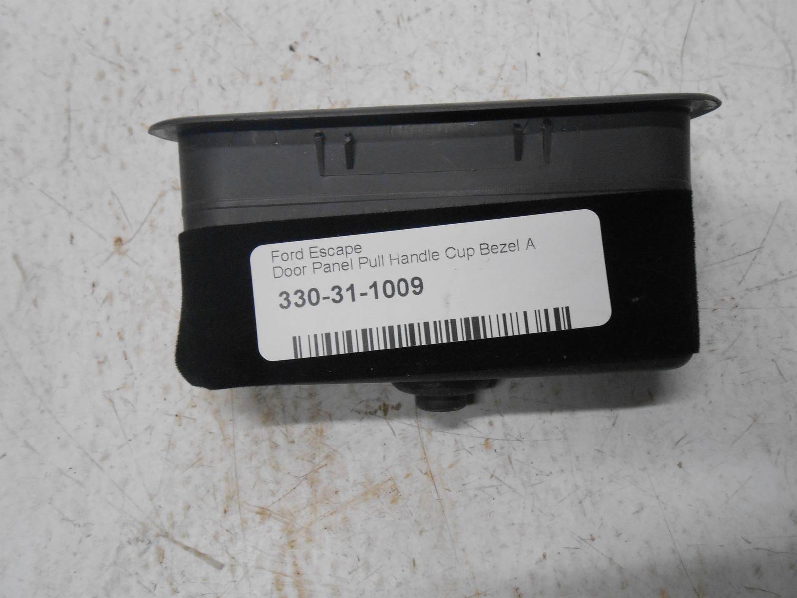 2006 ford escape Door Panel Pull Handle Cup Bezel - $24.96