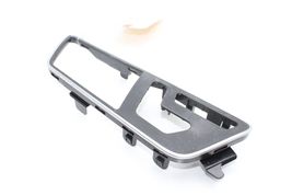 10-13 MERCEDES-BENZ E350 SEDAN Front Left Driver Side Door Handle Trim F3709 image 3