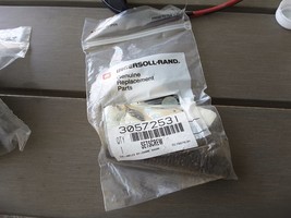 INGERSOLL RAND 30572531 OEM SETSCREW SET SCREW NEW NOS RARE $49 - £23.06 GBP