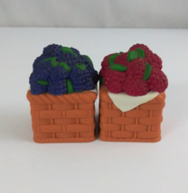 Vintage Avon Gift Collection Berry Plastic 2.25&quot; Salt &amp; Pepper Shakers - $5.93