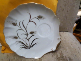 4 pcs LEFTON Hand PAINTED Shell shape Gold Wheat Snack Plate &amp; Cup Set 2... - £7.46 GBP
