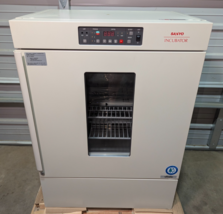 Sanyo MIR-153 Refrigerated / Cooled Incubator / -10 to 50°C / FULLY TEST... - $3,150.00