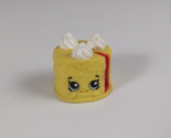 Moose Shopkins Season 8 German Jet Set Team Blake Forest Cake - $4.84