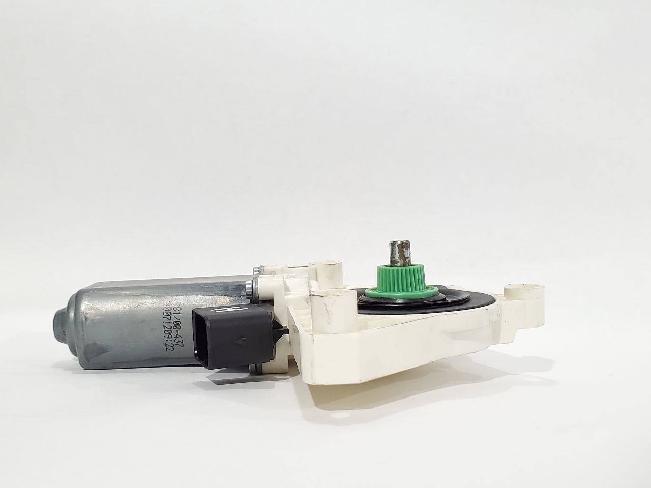 2012 2017 Mercedes CLS550 OEM Front Left Power Window Motor  - $68.06