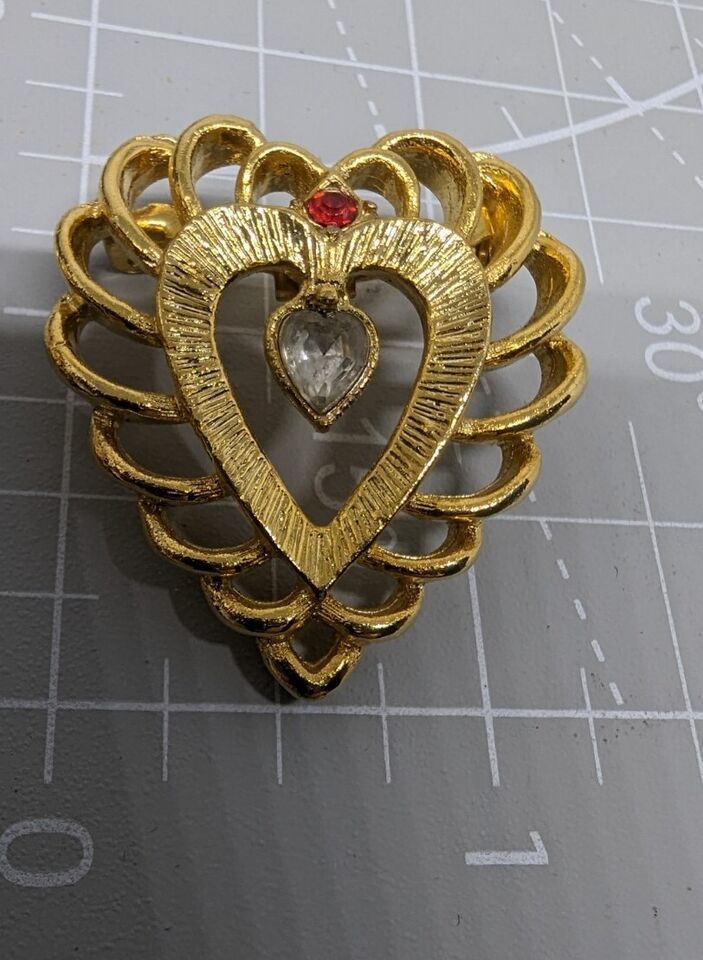 Gold Tone Heart Shaped Brooch Pin with Red Clear  Rhinestone Vintage Ope... - $9.90