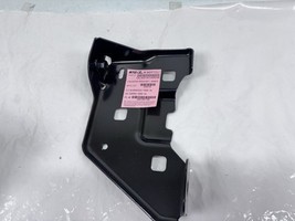 22757264 2014-2018 Chevy Silverado 1500 Sierra 1500 Front Right Bumper B... - $30.00