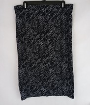 Apt. 9 Women&#39;s Black &amp; White Lined Skirt With Geometric Design Size Large - £11.48 GBP