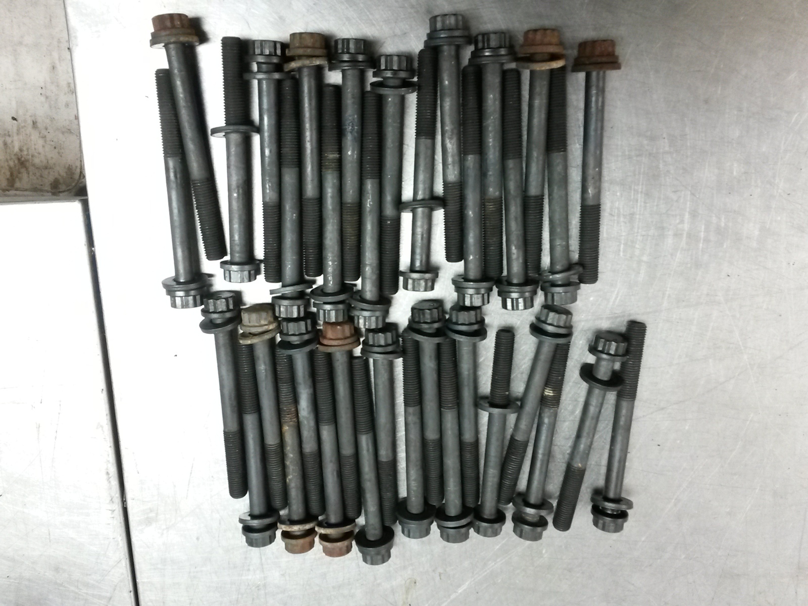 Cylinder Head Bolt Kit For 01-04 Chevrolet Silverado 2500 HD  6.6  Duram... - $39.55