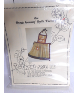 OSAGE CO QUILT FACTORY Mom&#39;s Apple Pie Apron Sewing Pattern  1983 V Robe... - £11.87 GBP