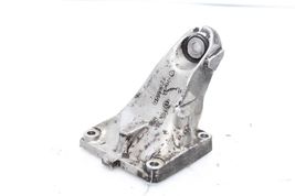 86-93 MERCEDES-BENZ W124 300E Left Driver Side Motor Mount Bracket F4020 image 4