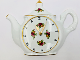 Vintage Royal Albert OLD COUNTRY ROSES Tea Pot Hanging Wall Clock - $23.74