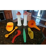 Tupperware 292 718 878 1227 1333 885 46 Kitchen Tool Lot Salt Pepper Scoops - $755.43 MXN
