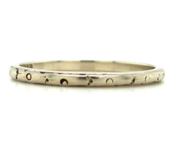 18k White Gold Wedding Band Ring Jewelry with Dot Design Size 6.25 (#J5900) - £360.00 GBP