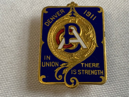 Vtg Colorado Bar Association Pin Button Denver 1911 In Union There is St... - £23.70 GBP